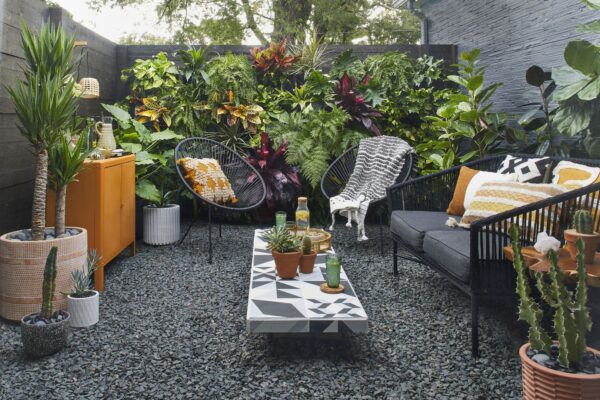 Backyard Designs Featuring Outdoor Plants.