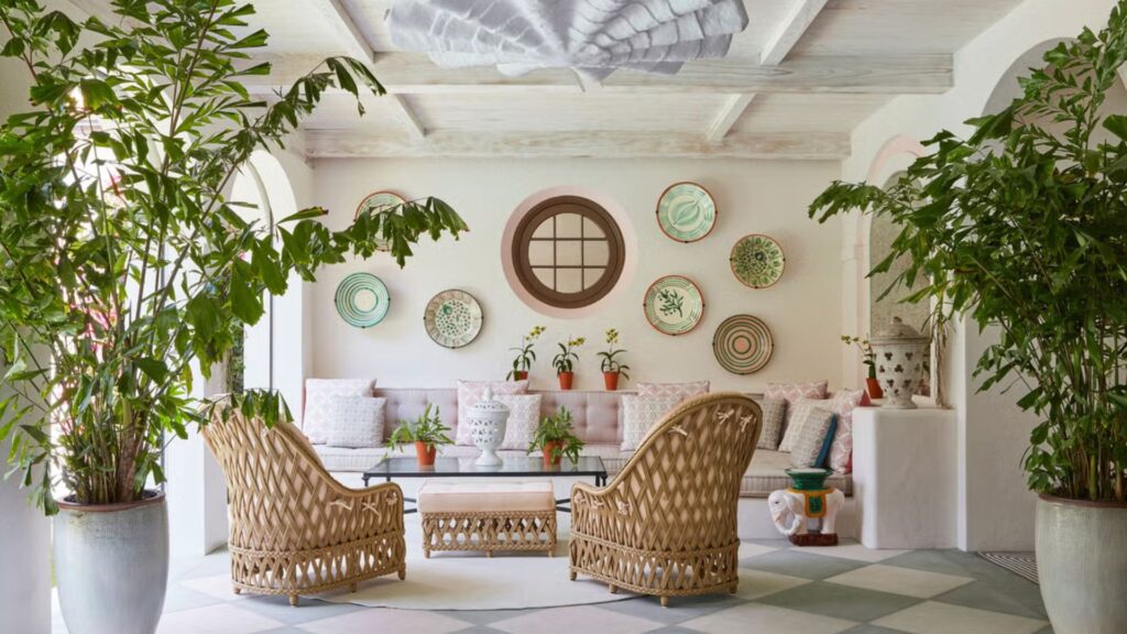 Beautiful Spaces With Outdoor Plants.