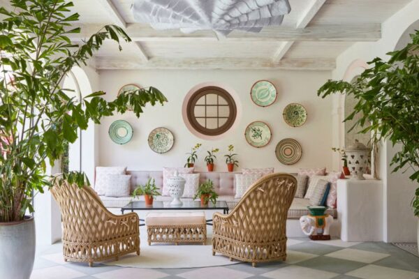 Beautiful Spaces With Outdoor Plants.