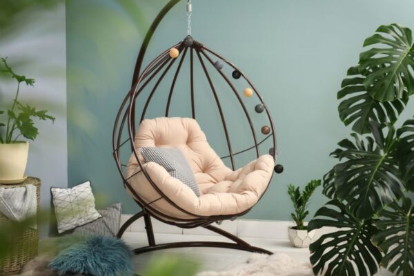 Stylish planters for home interiors Stylish planters for home interiors