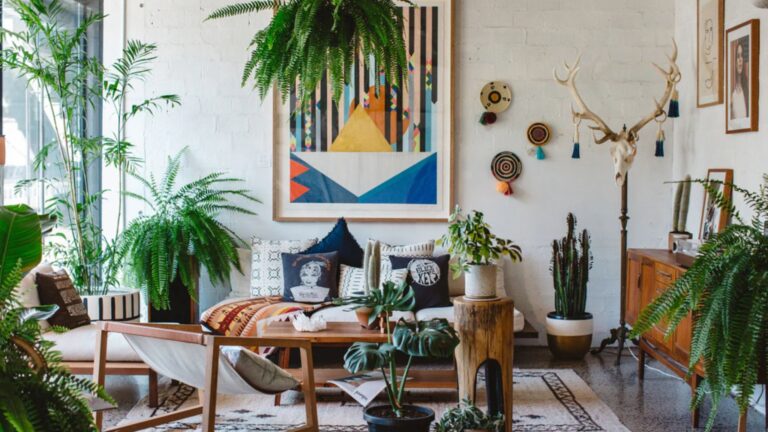 Nursery layouts for easy care